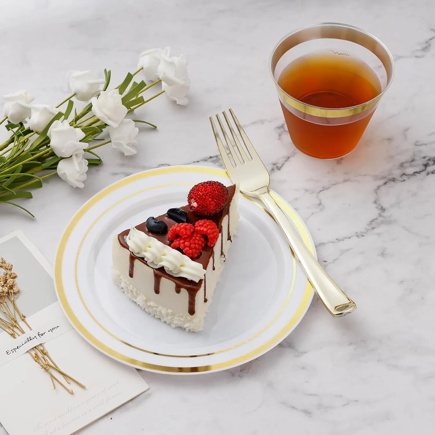 600PCS Gold Dinnerware Set for 100 Guests, Plastic Plates for Party, 100 Gold Disposable Plates, 100 Dessert Plates, 100 Cups, 100 Spoons, 100 Forks and 100 Knives