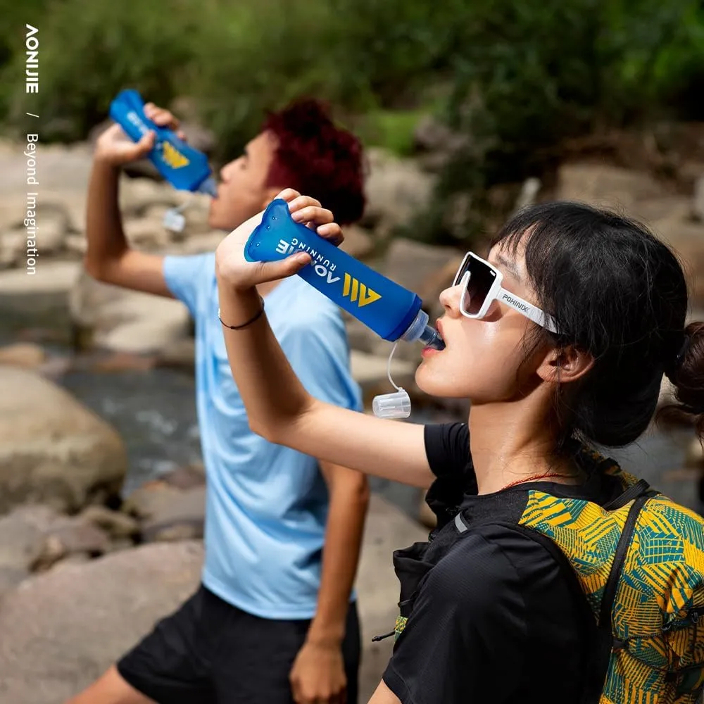 AONIJIE Soft Flask Collapsible Foldable TPU Water Bottles BPA Free Running Flask 250ml / 500ml for Outdoor Sports Hydration Running Hiking Cycling Climbing (Soft Flask Straw,250ml)
