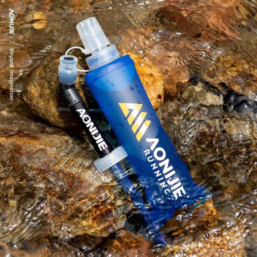 AONIJIE Soft Flask Collapsible Foldable TPU Water Bottles BPA Free Running Flask 250ml / 500ml for Outdoor Sports Hydration Running Hiking Cycling Climbing (Soft Flask Straw,250ml)