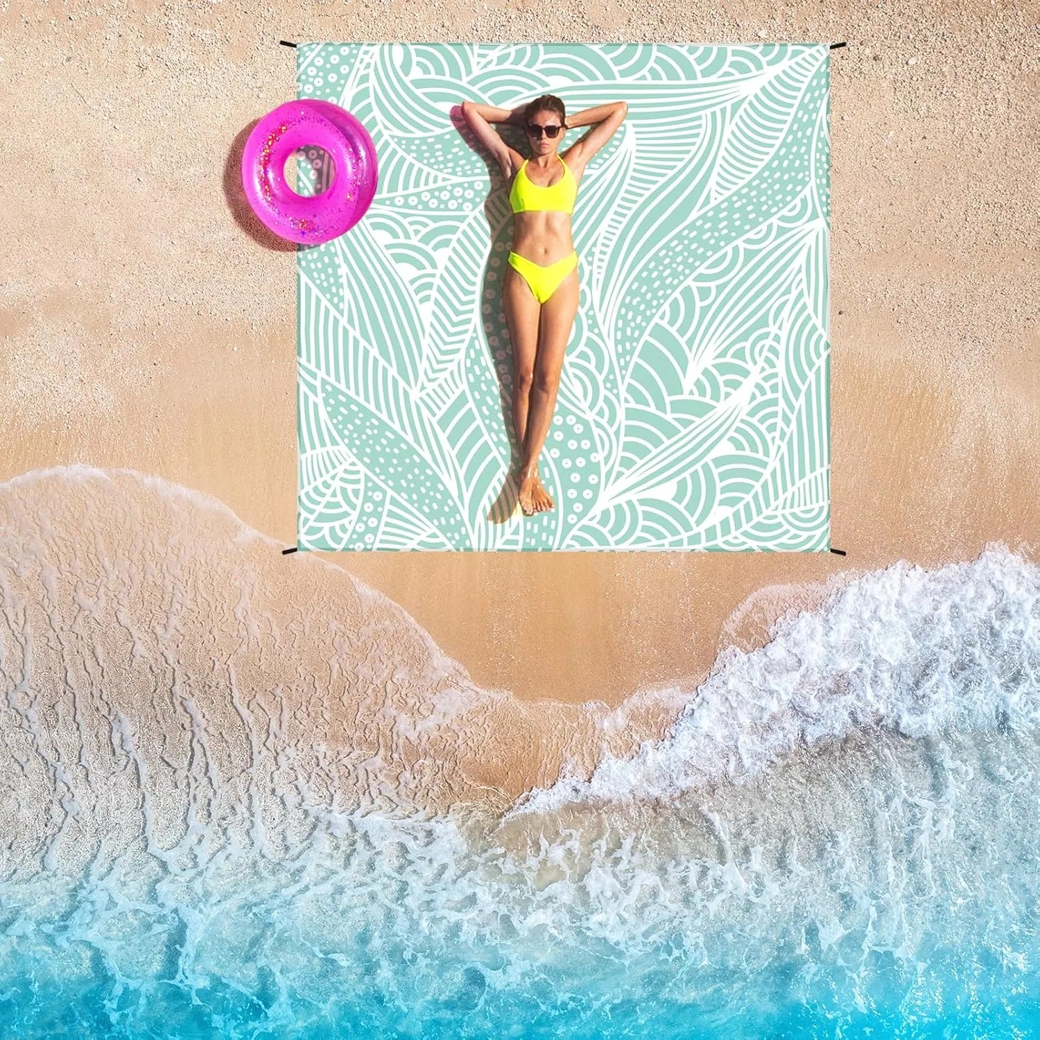 Beach Blanket Waterproof Sandproof Extra Large Oversize Beach Mat Quick Drying Comfort Lightweight Outdoor Picnic Mat for Travel, Hiking, Camping.