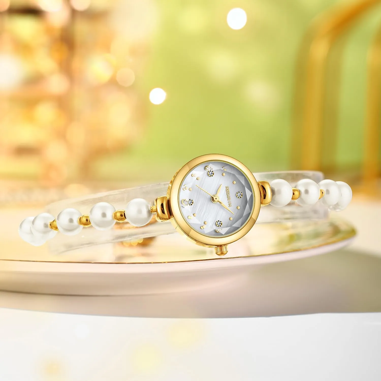 Elegant Pearl Silver Watch for Women's Dress Fashion Round dial Women Analog Quartz Watch Woman Pearl Bracelet Wirstwatch
