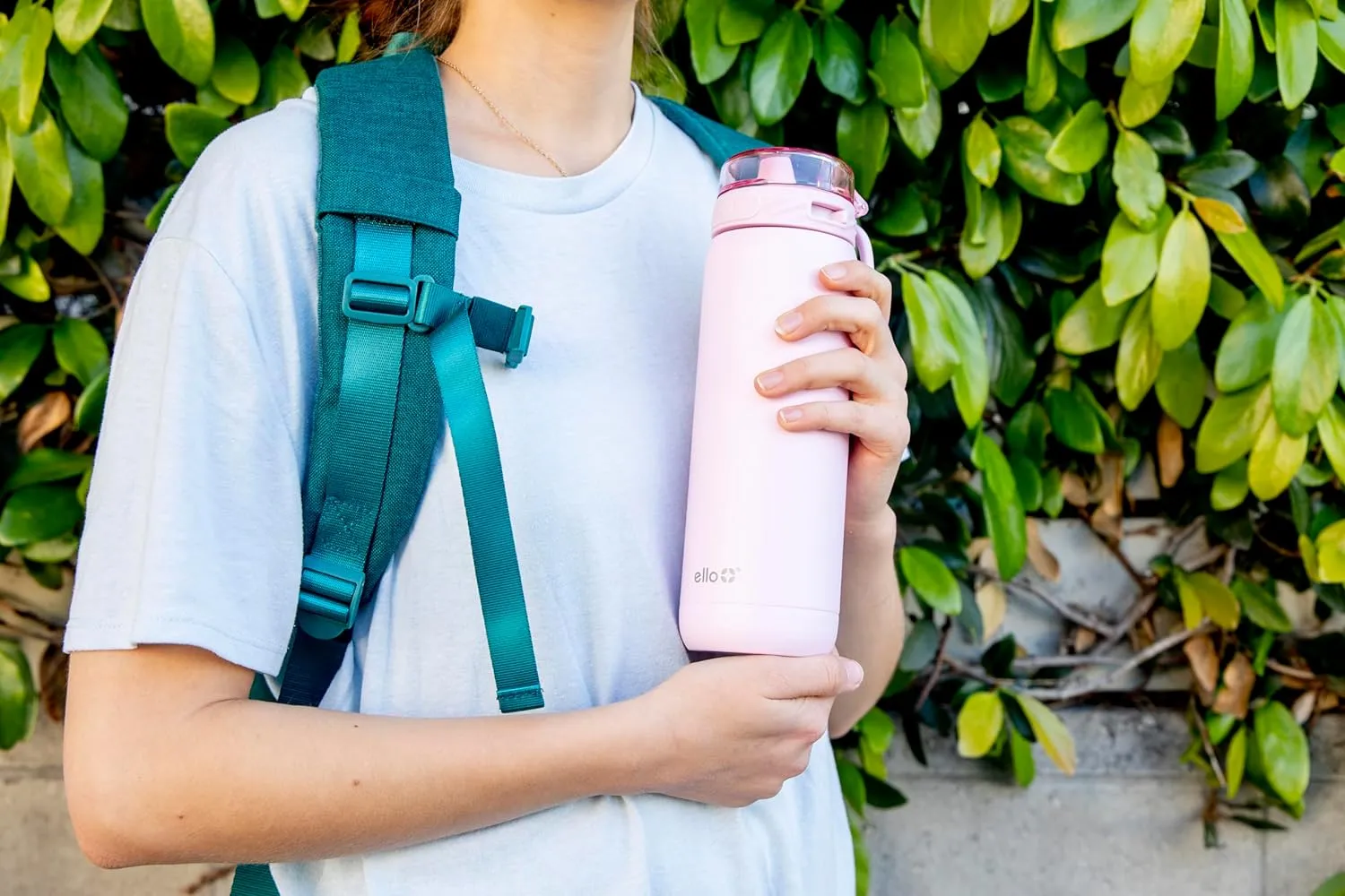 Ello Cooper 32oz Stainless Steel Water Bottle with 2 Lids Chug and Straw | Leak Proof | Double Walled and Vacuum Insulated | Built in Carry Loop | Dishwasher Safe | Cashmere Pink