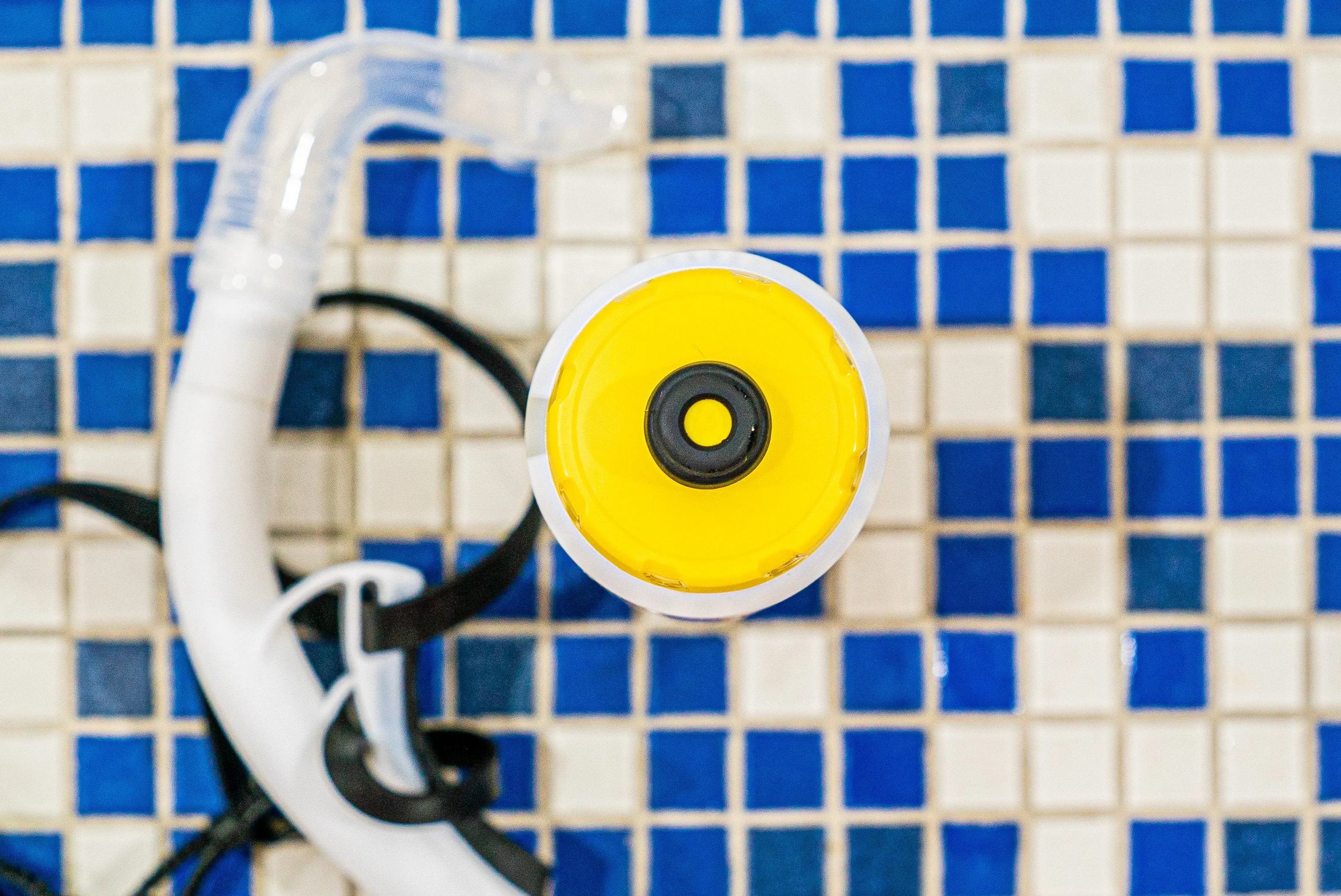 FINIS® TEAM WATER BOTTLE | 32 OZ WATER BOTTLE