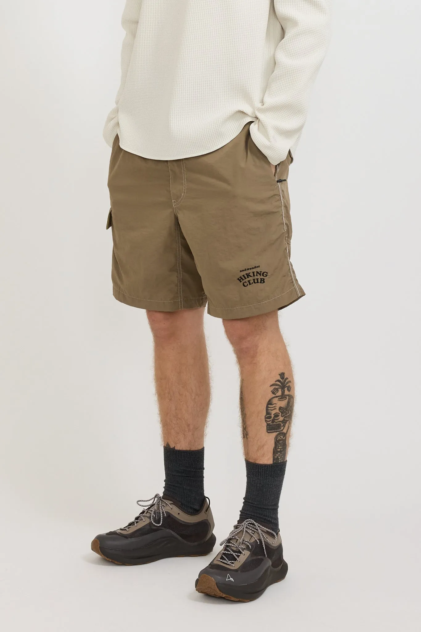 Hiking Club Ny Taffeta Hiker Short Pants Beige