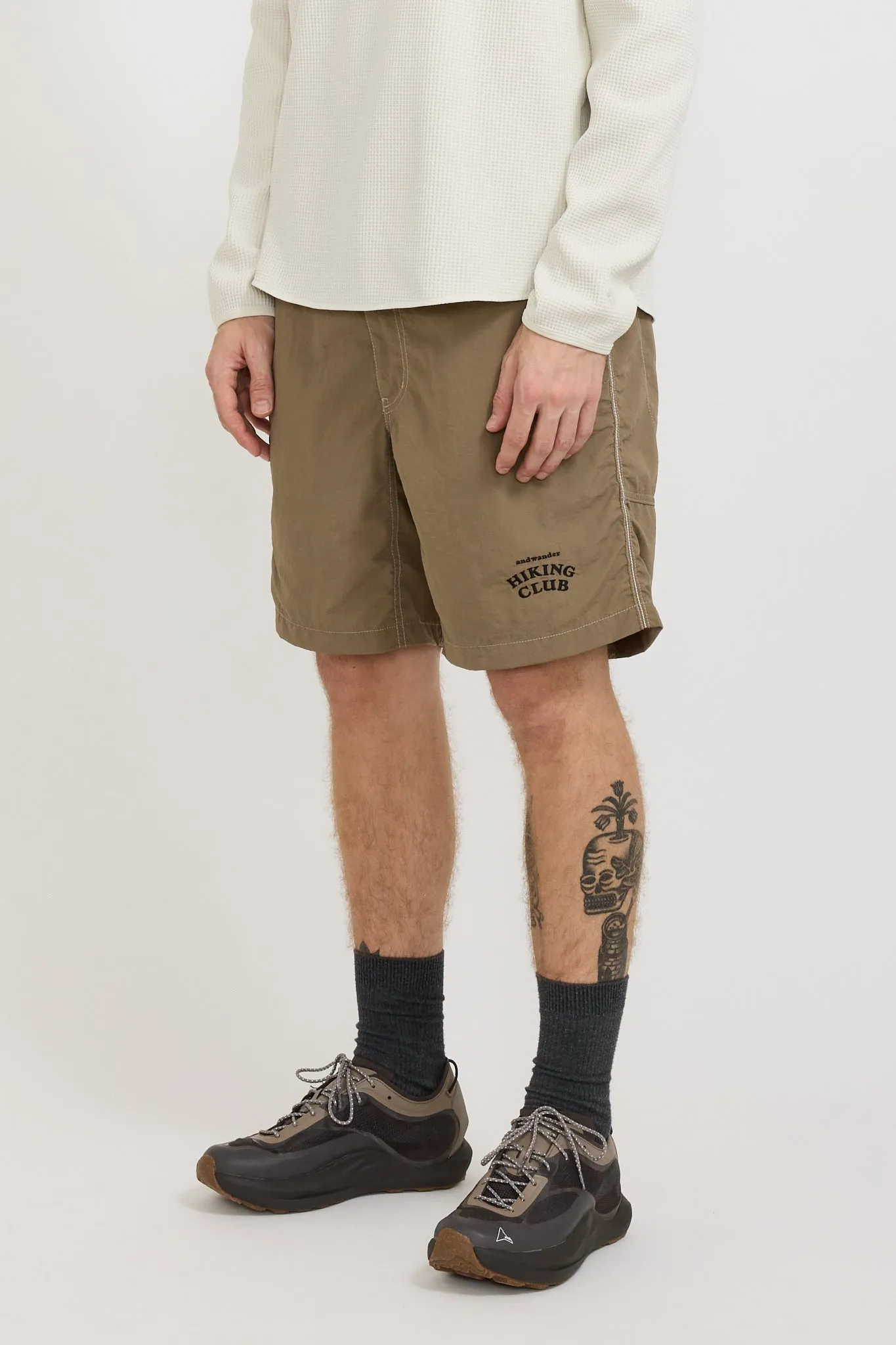 Hiking Club Ny Taffeta Hiker Short Pants Beige