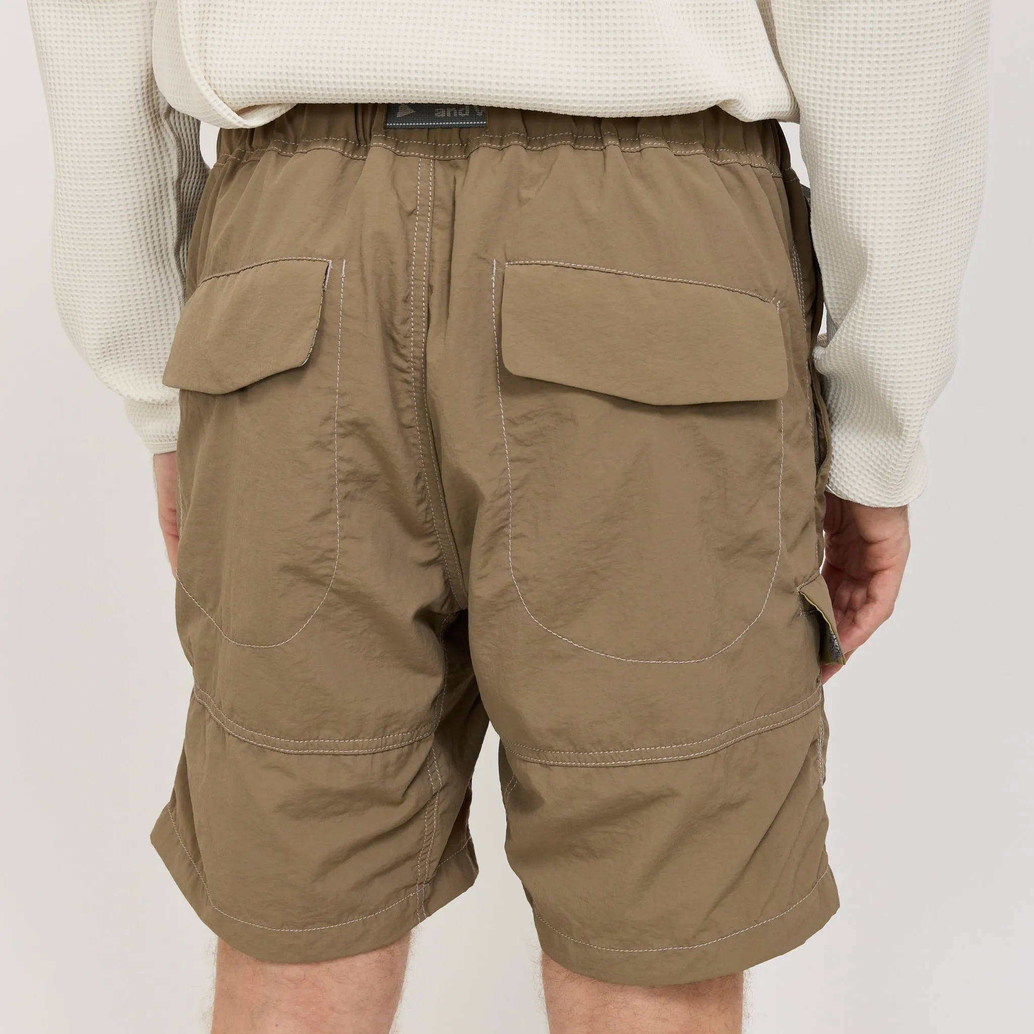 Hiking Club Ny Taffeta Hiker Short Pants Beige