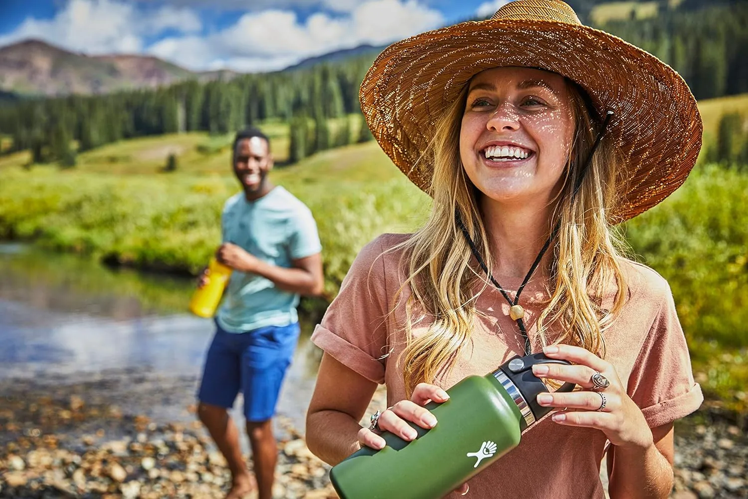 Hydro Flask Water Bottle - Stainless Steel & Vacuum Insulated - Wide Mouth 2.0 with Leak Proof Flex Cap - 32 oz, Spearmint