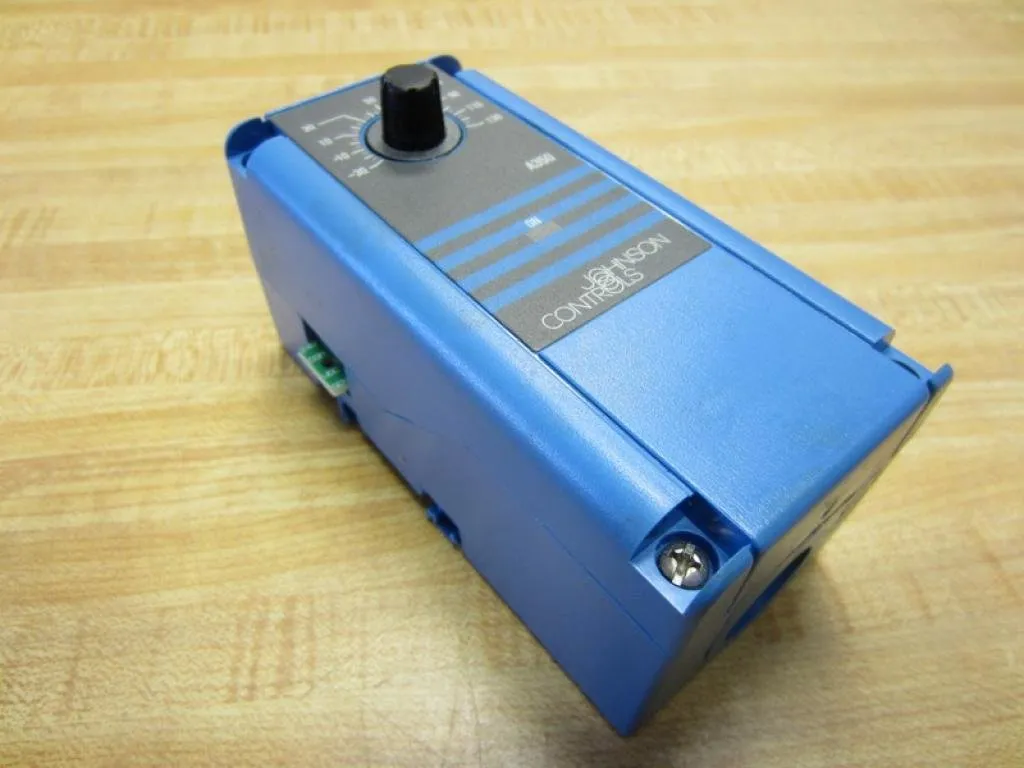 Johnson Controls A350AA-1C A350 Series Temperature Control with Temperature Sensors, -30 to 130 Degree F Temperature Range, 1 to 30F Degree Adjustable Differential