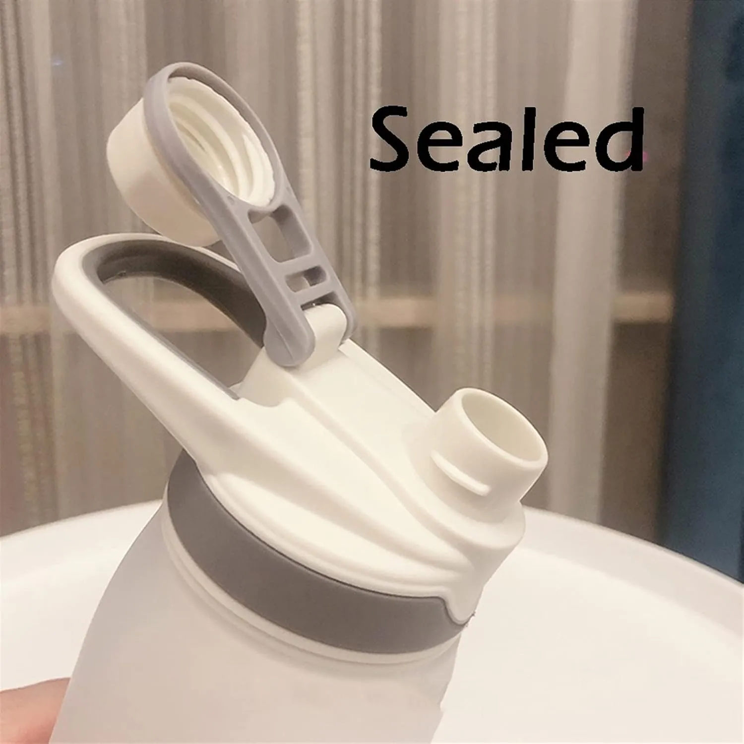 kettles Large Frosted Water Bottles Fast Flow BPA Free,Leak proof Sports Bottle with Built-in Handle,Portable Plastic Cups,Students canteen(C,Small)