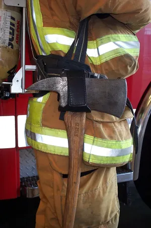 LINE2design Firefighter Fire Axe Cradle Holder - Portable Fire Hooks Wood Axes Heavy Duty Secure Reflective Trim 360 Degree Swivel Leather Axe carry Case with Two Stainless Steel Belt Clips – Black