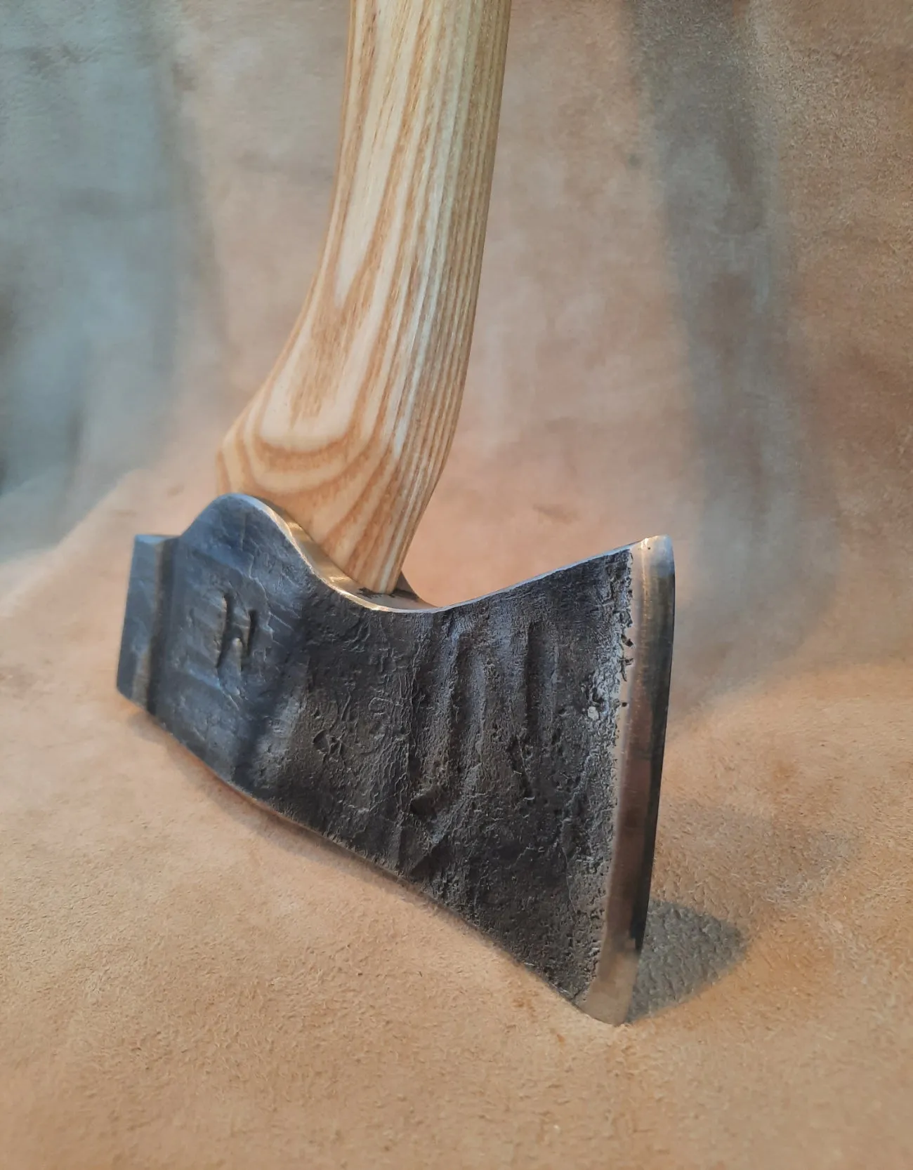 Medium Handle Camp Hatchet (with Sheath)