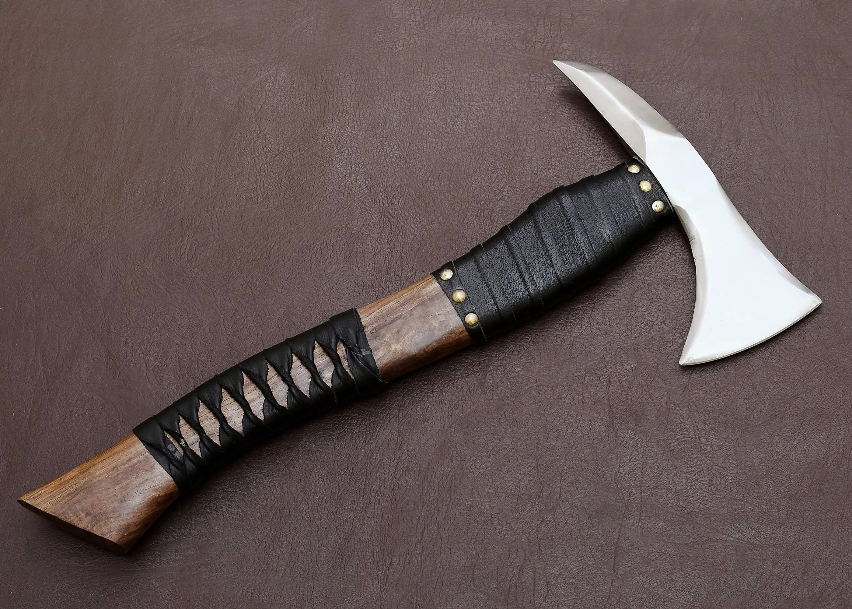 Only Viking Axe - Black Leather Wrap