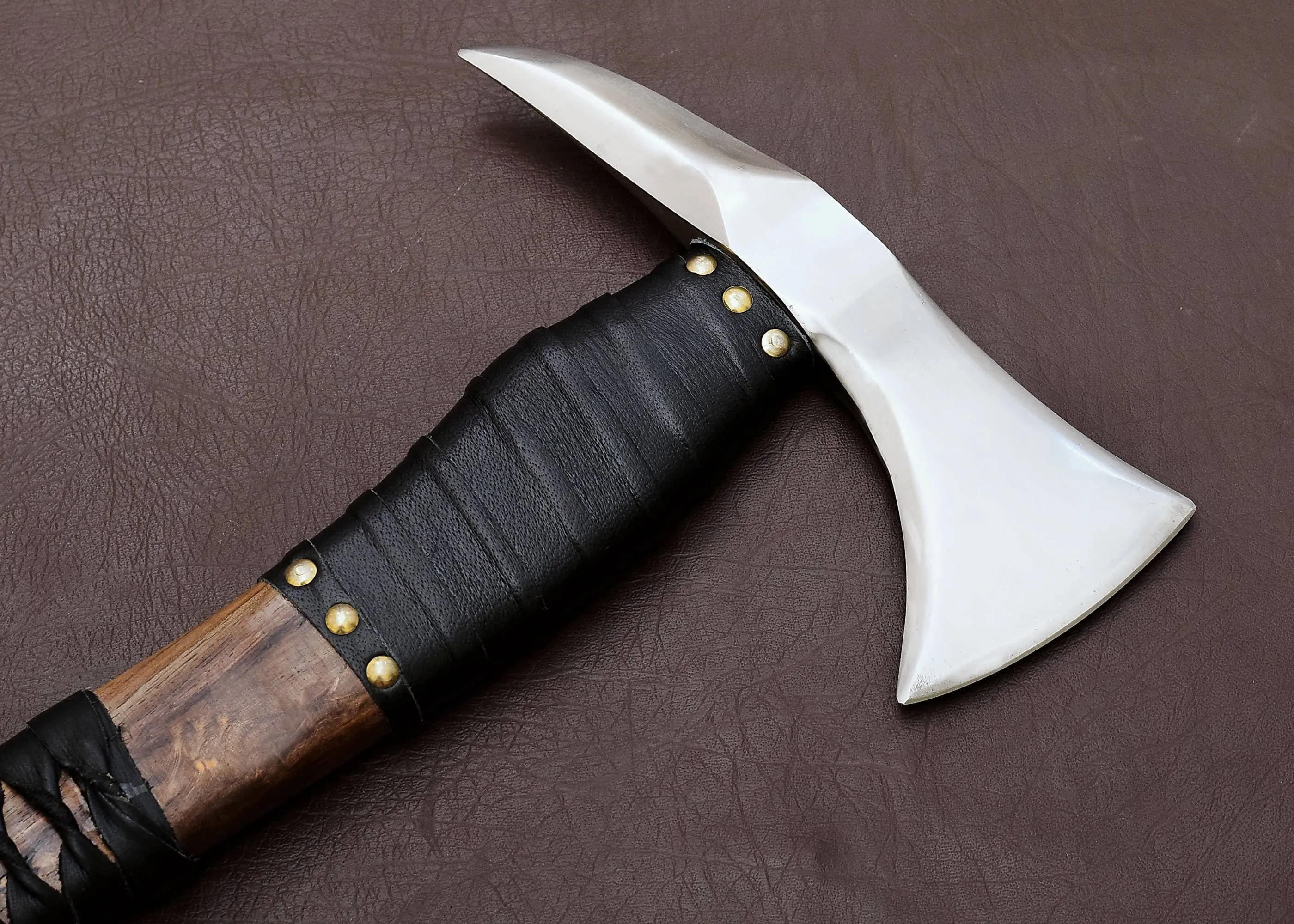 Only Viking Axe - Black Leather Wrap