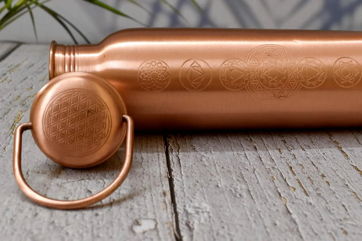 |Pure Copper Water Bottles|Copper Seamless Leak Proof Bottle | Perfect Ayurvedic Copper Bottle (1000ml) (SEVEN CHAKRA)