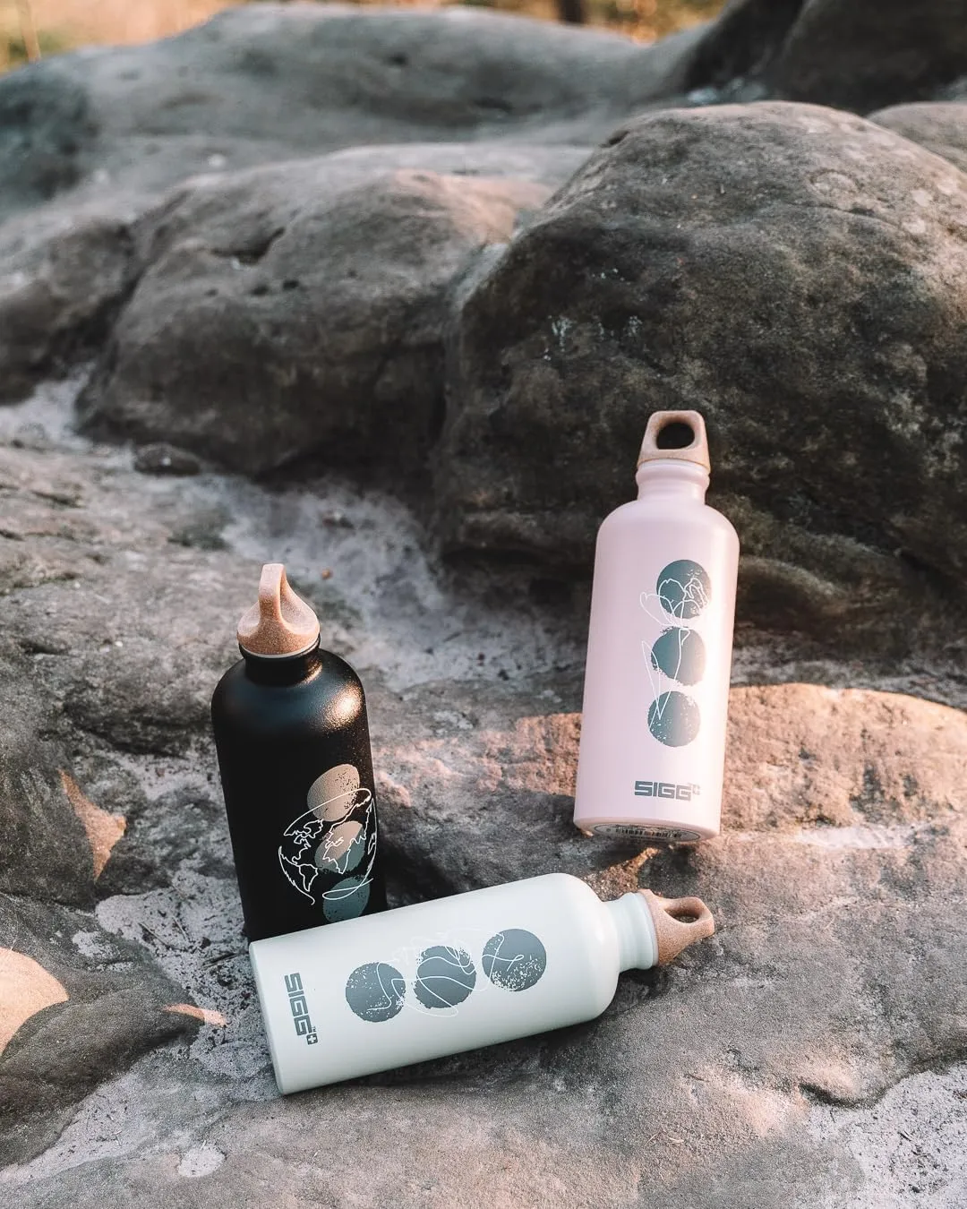 Recycled Metal Water Bottle - Traveller MyPlanet - Made in Switzerland - Carbonated Drinks - Lightweight 20, 34Oz
