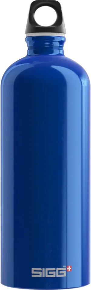 SIGG - Recycled Metal Water Bottle - Traveller - Made in Switzerland - Carbonated Drinks - BPA-Free - 34 Oz