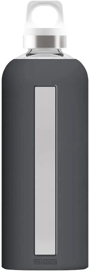 SIGG - Star Water Bottle - BPA-Free, Leak-Proof Glass Bottle, Anti-Shock - Non-Slip Silicone Case - Designed in Switzerland - Shade - 28 Oz