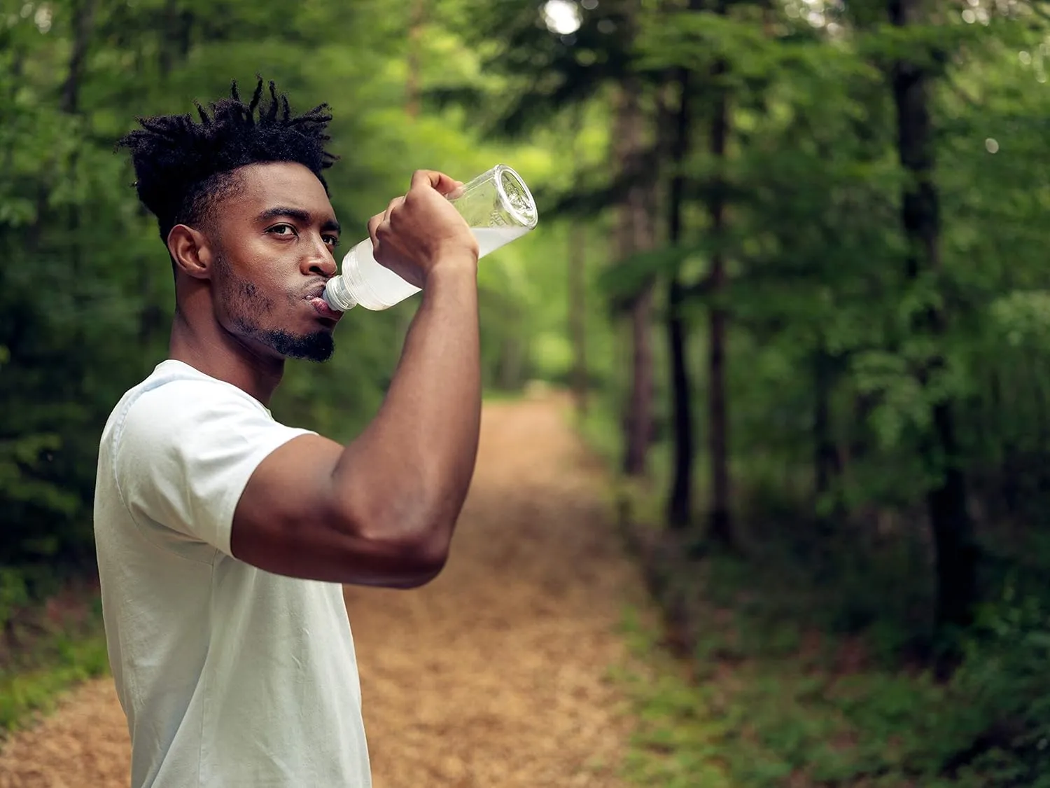 SIGG - Tritan Sports Water Bottle - Feel Transparent - With Silicone Mouthpiece - Leakproof - Featherweight - Dishwasher Safe - BPA Free - 20 Oz