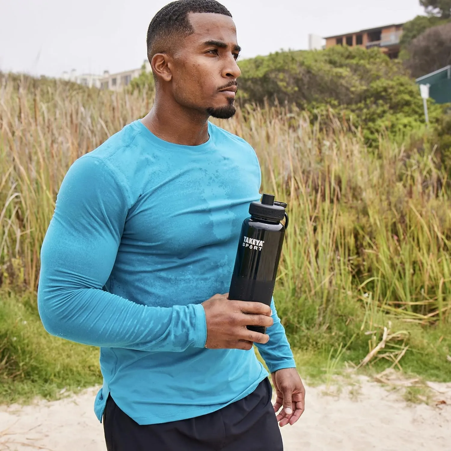 Takeya Tritan Sport Water Bottle with Spout Lid - BPA-Free & Dishwasher-Safe Water Bottle - Reusable Bottle with Lid Handle - Simple Leak-Proof Water Bottle - 40 oz, Extreme Air
