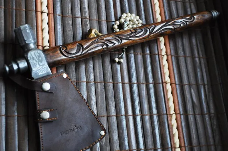 Tomahawk Axe with Beautiful Walnut Hatchet