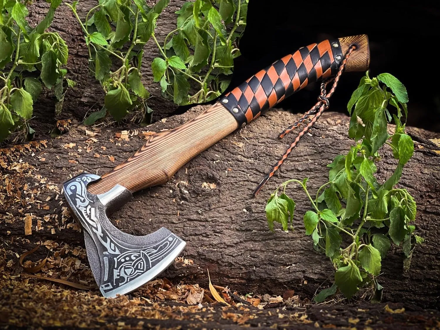 Viking High Carbon Steel Axe - Custom Handmade Hunting & Bushcraft Axe, Norse Tomahawk, Decorative with Leather Cover, Xmas Gift